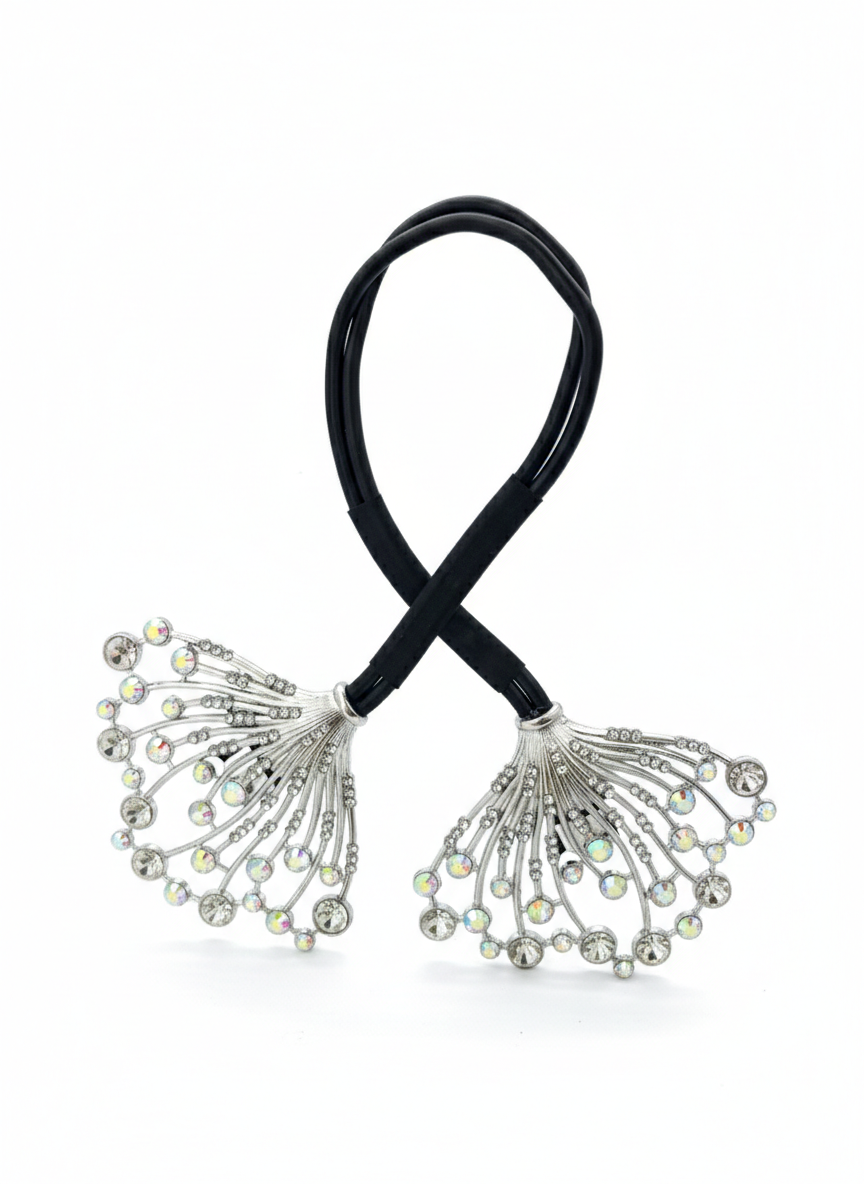 Elegant Black Clover Jewelry Set for Women – Necklace, Earrings & Bracelet – Silver Plated – Premium Gift Set"