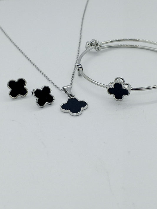 Elegant Black Clover Jewelry Set for Women – Necklace, Earrings & Bracelet – Silver Plated – Premium Gift Set"
